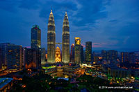 The Petronas Twin Towers during blue hour taken with Sony A6000, Sony 10-18mm and HDR 9 exposures